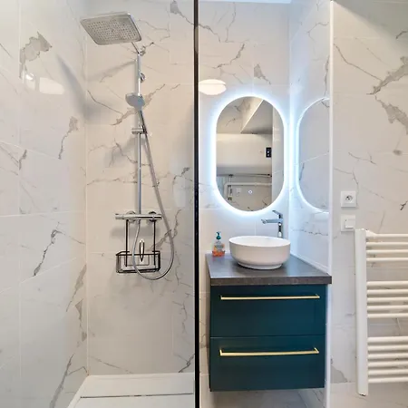 Charme&tranquillité : Jardin De L’arquebuse/gare Apartamento