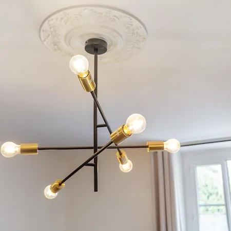 Charme&tranquillité : Jardin De L’arquebuse/gare